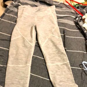 3/$40 gap 3/4 length leggings
